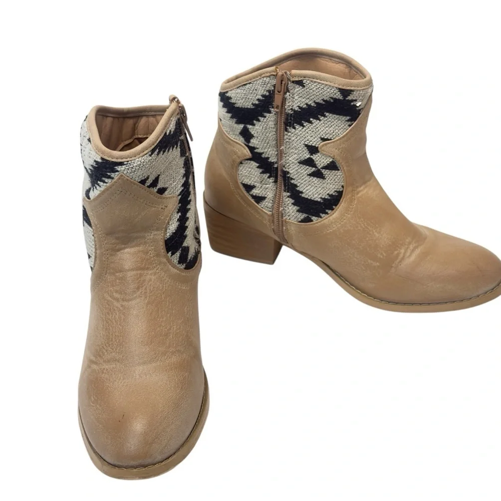 Francesca's Collections Tan and Black Ankle Boots with Southwestern Flair
